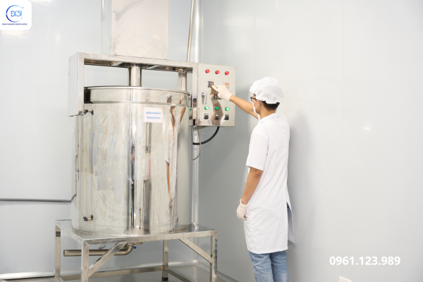 Chi phí gia công mỹ phẩm